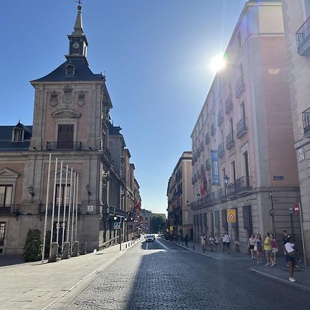 Dplace To Be - Luxury Apartment In Historic Center Madrid Buitenkant foto