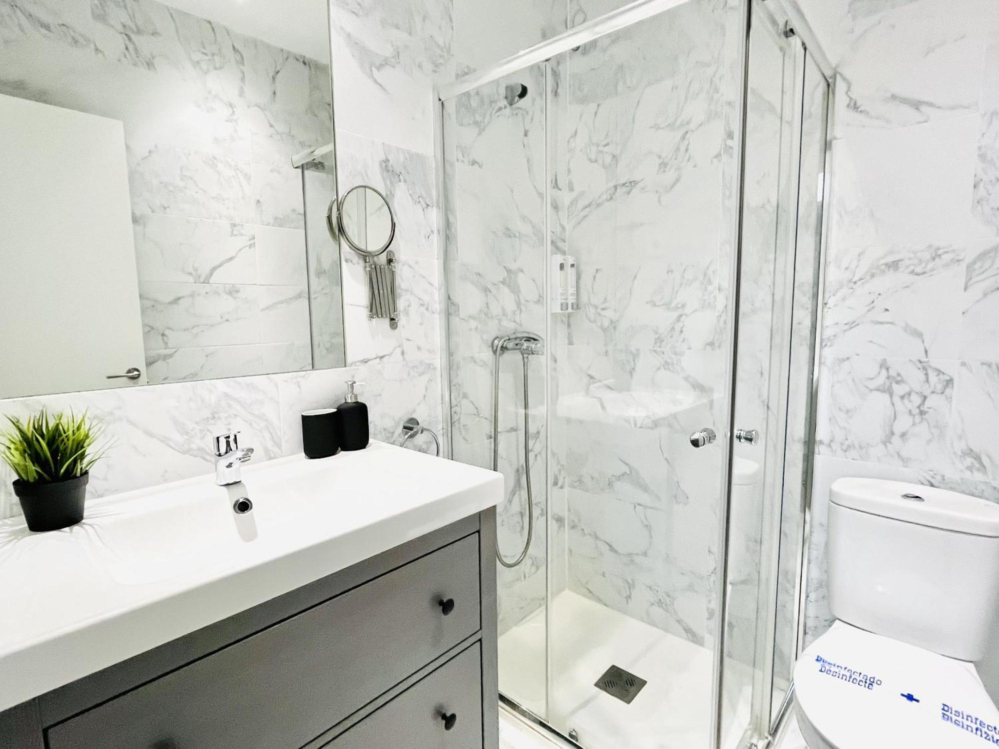 Dplace To Be - Luxury Apartment In Historic Center Madrid Kamer foto