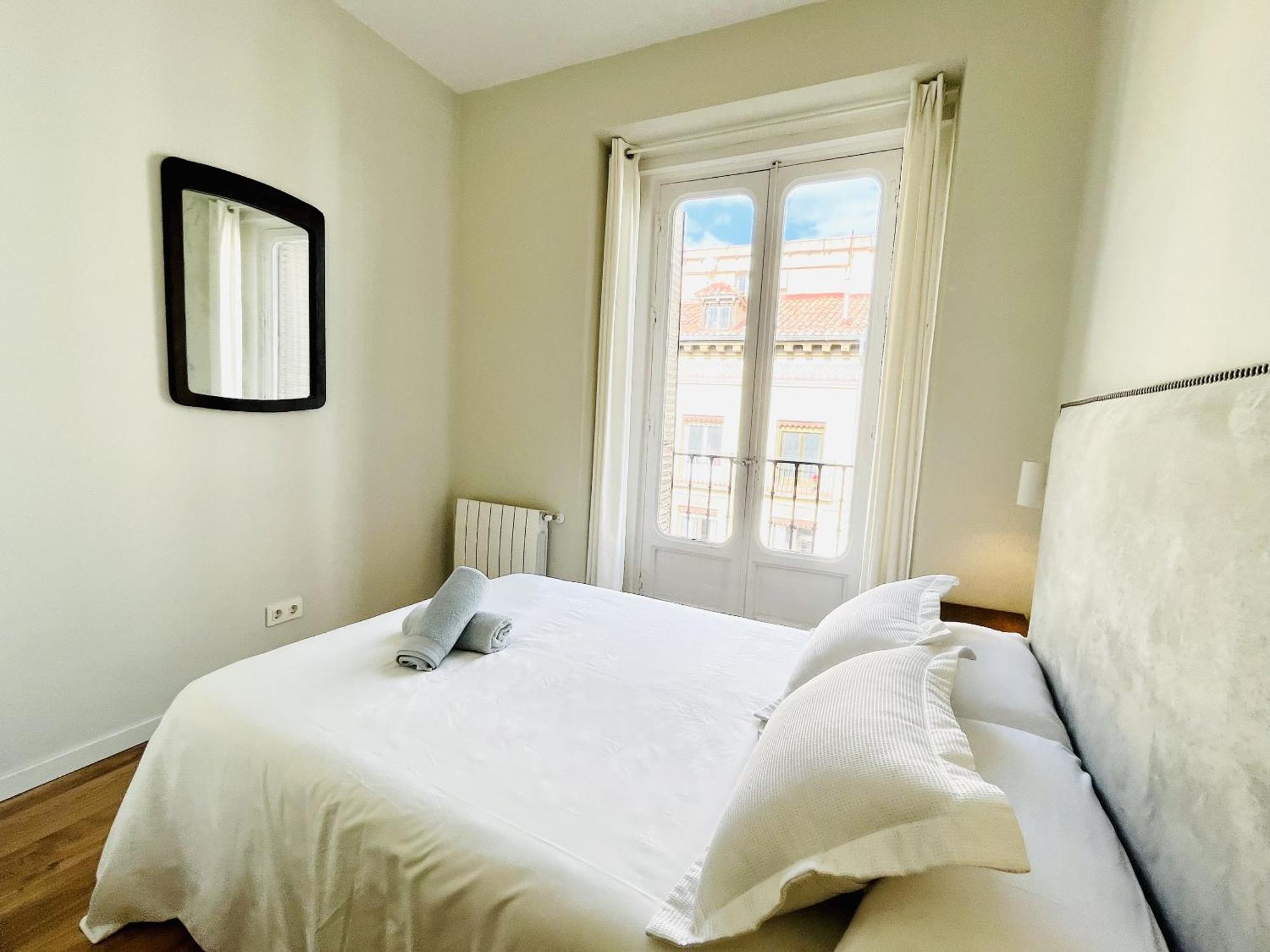 Dplace To Be - Luxury Apartment In Historic Center Madrid Kamer foto